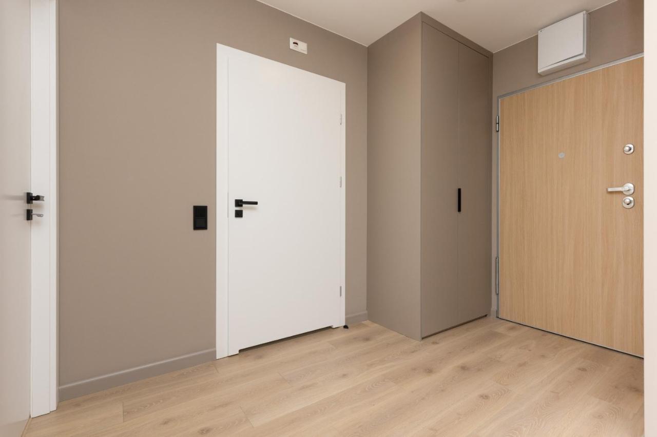 Aparthotel Mokotow Business Center By Noclegi Renters وارسو المظهر الخارجي الصورة