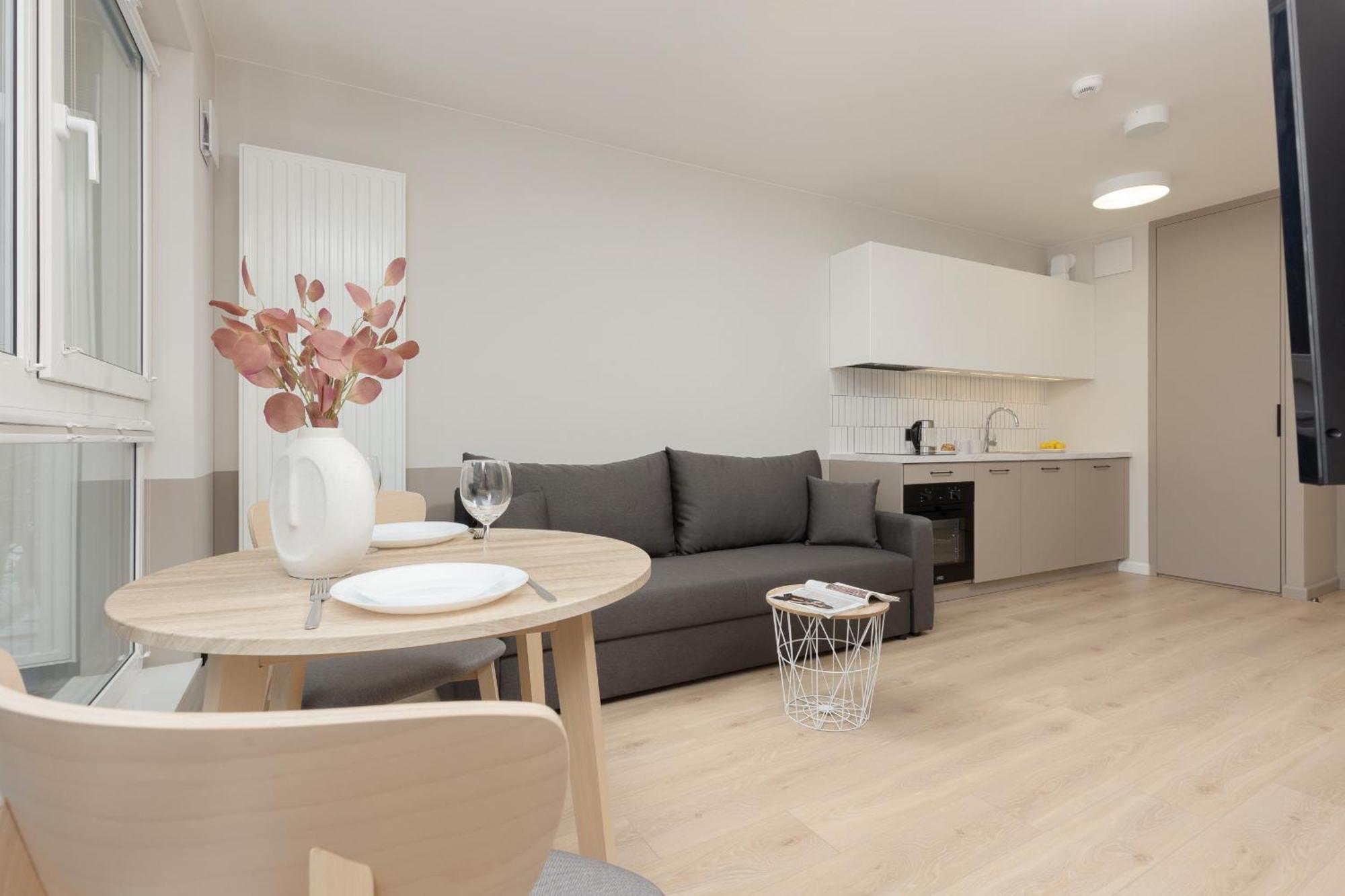 Aparthotel Mokotow Business Center By Noclegi Renters وارسو المظهر الخارجي الصورة